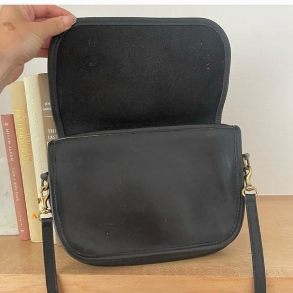 Vintage Coach Ritchie Black Leather Saddle Messenger Crossbody 9937 Bag Purse - Picture 2 of 8